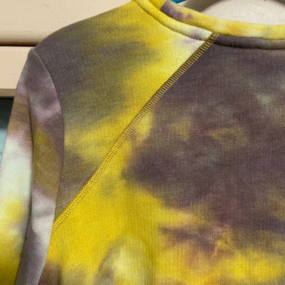 LOGO Lounge Cozy V neck Tie Dyed Sweatshirt - Picture 2 of 11